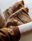 Plaid Dhara